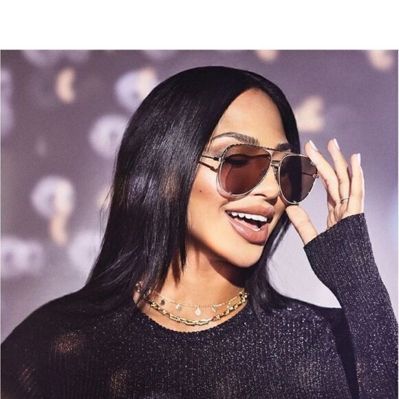 NWT Quay Australia High Key Rivet Sunglasses - Picture 8 of 11